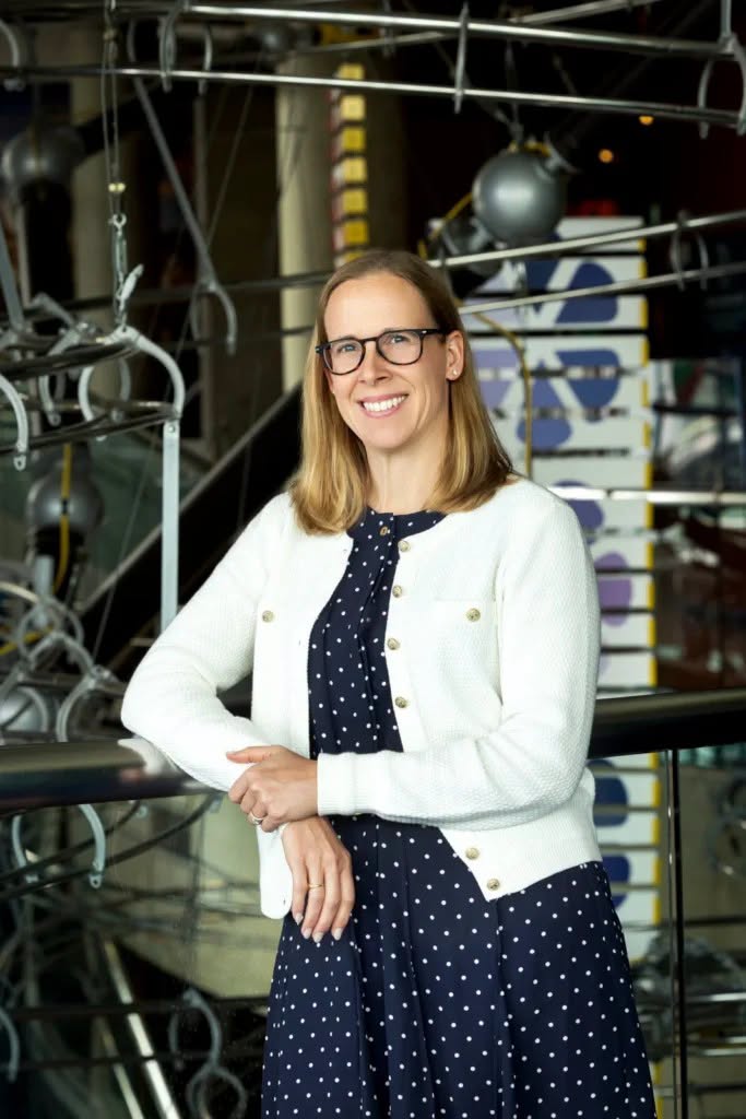Becky Thompson Obituary, Death - St. Louis Science Center Mourns Vice President of Science and Education